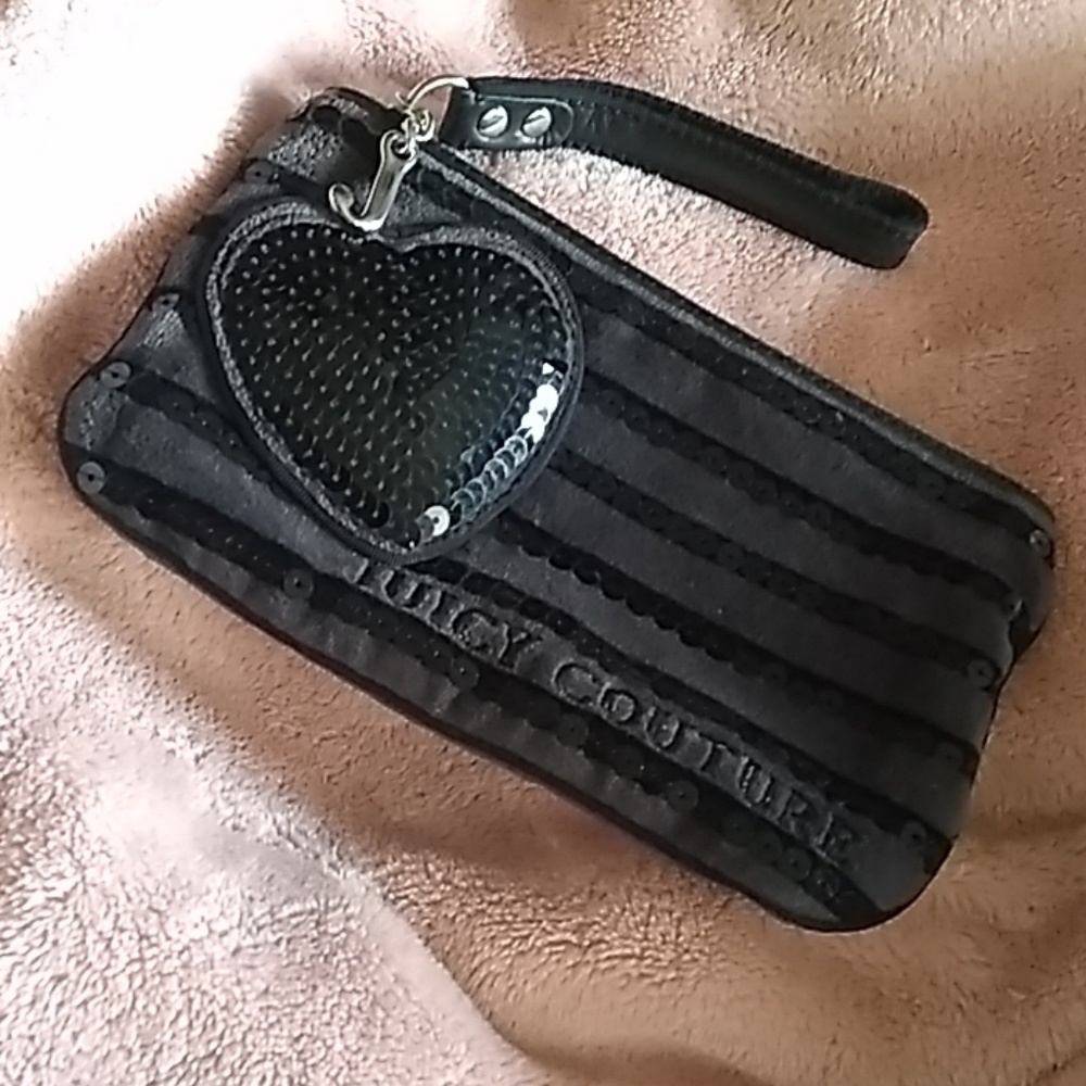 Juicy couture wristlet!!
